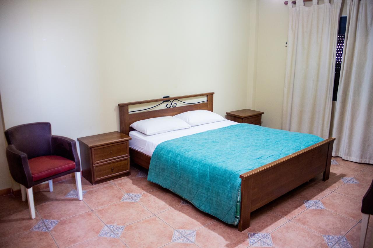 דורס Hotel La Quercia מראה חיצוני תמונה